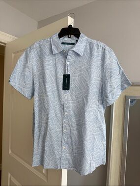 Perry Ellis Light Blue Printed Short-Sleeve Button-Down Shirt